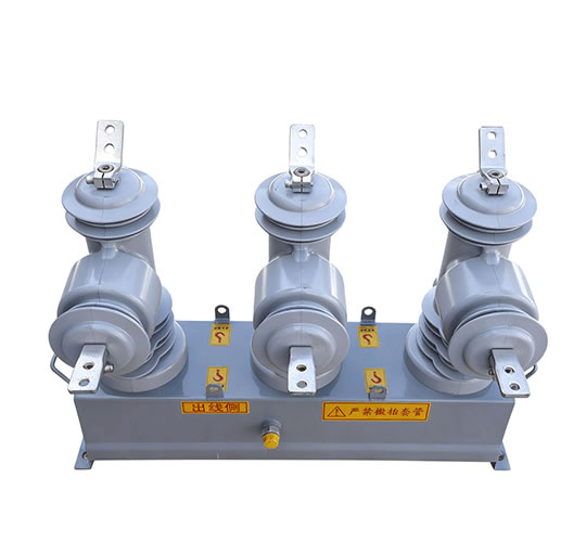 قاطع دائرة مثبت على عمود ذو تحكم مغناطيسي